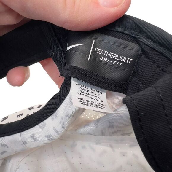RARE Nike FeatherLight All Over Spellout Letters Black White Hat Cap - Picture 8 of 9
